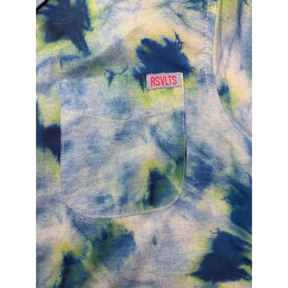 RSVLTS Boys Tie Dye Button Up Shirt XS Blue Green Short Sleeve Pocket EUC